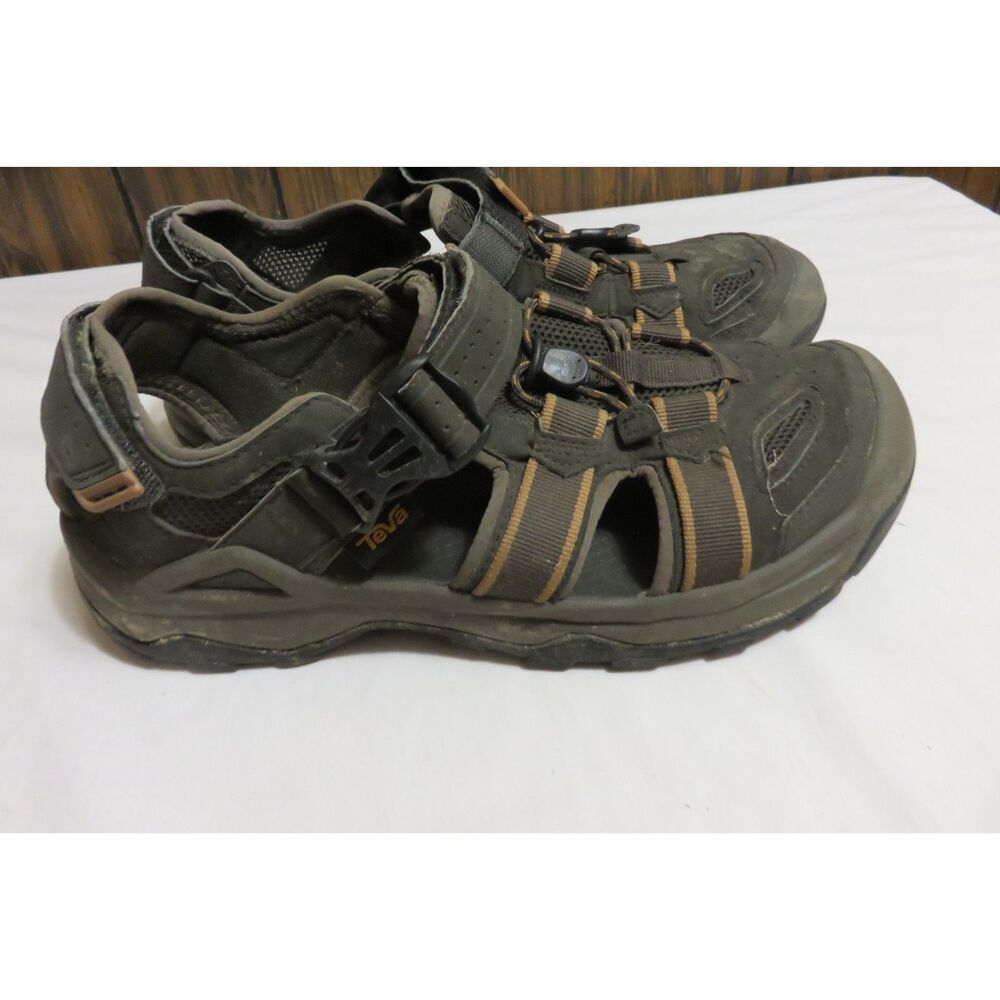 MEN'S TEVA STRAPPED SANDALS SIZE 9 1/2